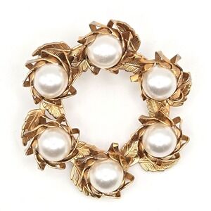 Vintage Gold Tone Wreath Brooch Pin with White Glass Faux Pearls and Leaf Design